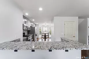 404 Sienna Dr, Danbury, CT 06810 - Photo 10