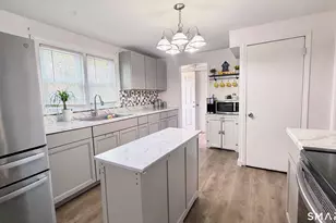 10 Tuttle St, New Haven, CT 06512 - Photo 6