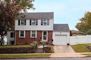 10 Tuttle St, New Haven, CT 06512 - Photo 2