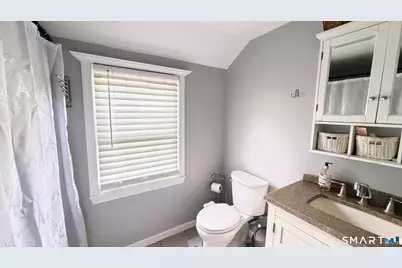10 Tuttle Street, New Haven, CT 06512 - Photo 14
