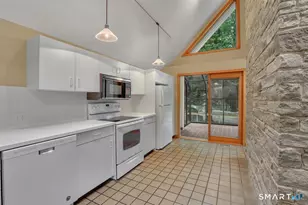 42 Taine Mountain Rd, Burlington, CT 06013 - Photo 8