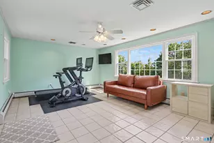 195 Webb Cir, Monroe, CT 06468 - Photo 10