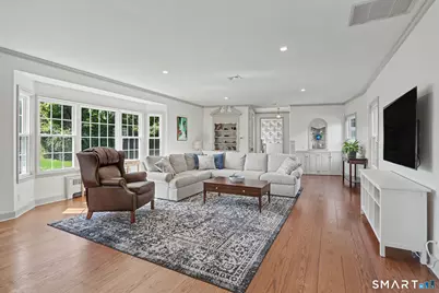195 Webb Circle, Monroe, CT 06468 - Photo 6