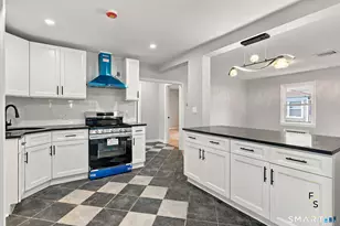 87 Oxford Dr, East Hartford, CT 06118 - Photo 8