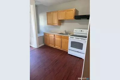 86 Wolcott Street, Waterbury, CT 06705 - Photo 8