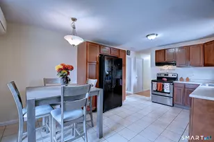 125 Chipper Dr, East Hartford, CT 06108 - Photo 6