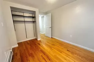 49 Pleasant St, Ansonia, CT 06401 - Photo 12