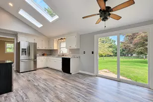 54 Halsey Dr, Wallingford, CT 06492 - Photo 6