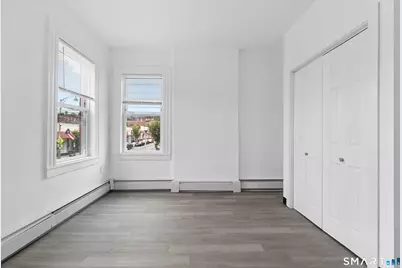[Address not provided], Hartford, CT 06106 - Photo 4