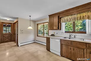 77 Bridle Path Dr, Somers, CT 06071 - Photo 2