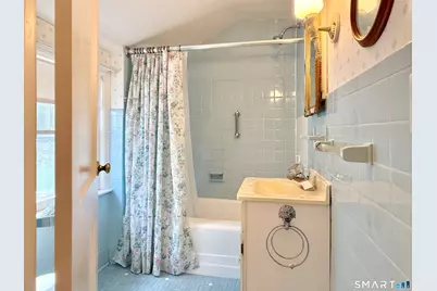 16 Aron Avenue, Waterbury, CT 06708 - Photo 30