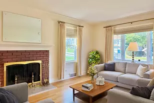 16 Aron Ave, Waterbury, CT 06708 - Photo 2