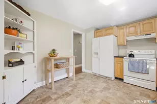 775 Overhill Dr, Suffield, CT 06078 - Photo 10
