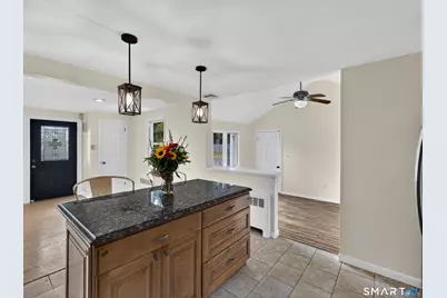 527 Clintonville Road, North Haven, CT 06473 - Photo 20