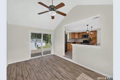 527 Clintonville Road, North Haven, CT 06473 - Photo 16