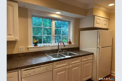 62 Allison Way #62, East Haven, CT 06512 - Photo 10