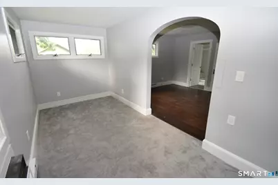 880 South Quaker Lane, West Hartford, CT 06110 - Photo 14