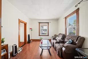 12 Hull St, Ansonia, CT 06401 - Photo 6