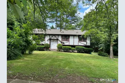549 West Woods Road, Hamden, CT 06518 - Photo 4