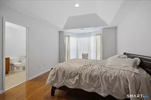 11 Mercy St, Danbury, CT 06810 - Photo 16