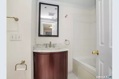 65 Lockwood Lane, Greenwich, CT 06870 - Photo 18