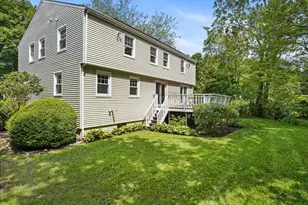 65 Lockwood Ln, Greenwich, CT 06870 - Photo 24