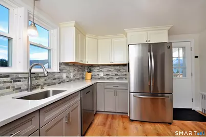 19 Fennbrook Road, West Hartford, CT 06119 - Photo 14