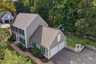 589 Town St, East Haddam, CT 06423 - Photo 2