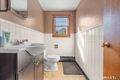 50 Smith Street, New Britain, CT 06053 - Photo 18