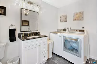 17 College Street, Old Saybrook, CT 06475 - Photo 22