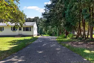 416 Cherry Ln, Montville, CT 06370 - Photo 6