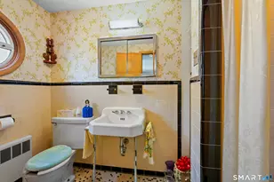 429 Mountain Rd, West Hartford, CT 06107 - Photo 18