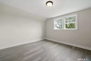 34 Corona Dr, Waterbury, CT 06708 - Photo 6