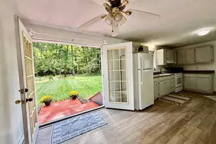 26 Francis Dr, Lebanon, CT 06249 - Photo 8