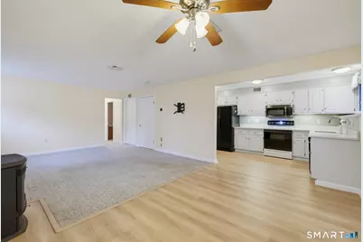 570 East Street South, Suffield, CT 06078 - Photo 26