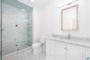 185 Main St, East Lyme, CT 06357 - Photo 20