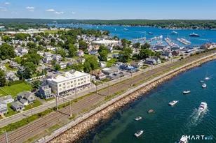 185 Main St, East Lyme, CT 06357 - Photo 1