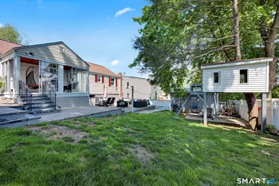 25 Crystal Street, Wethersfield, CT 06109 - Photo 6