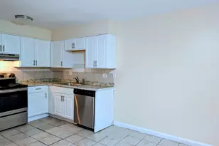 2 Irving Pl, Danbury, CT 06810 - Photo 6