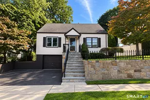 347 Goldenrod Ave, Bridgeport, CT 06606 - Photo 1