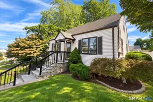 347 Goldenrod Ave, Bridgeport, CT 06606 - Photo 14