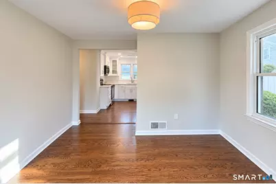 347 Goldenrod Avenue, Bridgeport, CT 06606 - Photo 4