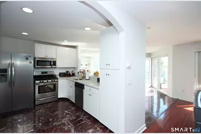 14 Harbour Close #14, New Haven, CT 06519 - Photo 14