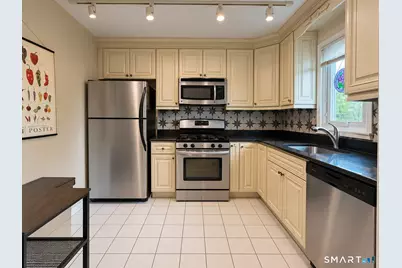55 Glenrock, Norwalk, CT 06850 - Photo 8