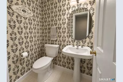 55 Glenrock, Norwalk, CT 06850 - Photo 10