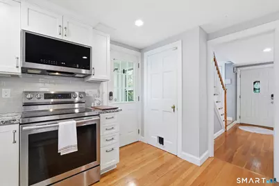 148 Sidney Avenue, West Hartford, CT 06110 - Photo 14