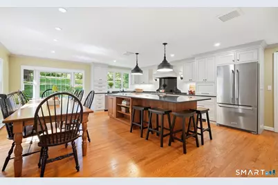 5 Dominique Lane, Simsbury, CT 06070 - Photo 10