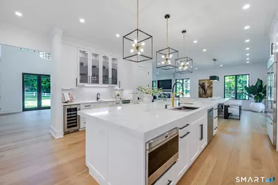 23 Laurel Road, Stamford, CT 06903 - Photo 8