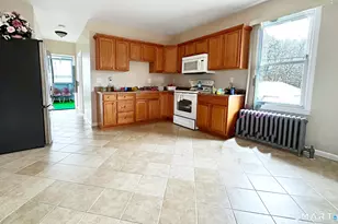 284 N Main St, Ansonia, CT 06401 - Photo 8