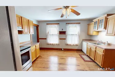 355 Parker Avenue South, Meriden, CT 06450 - Photo 8
